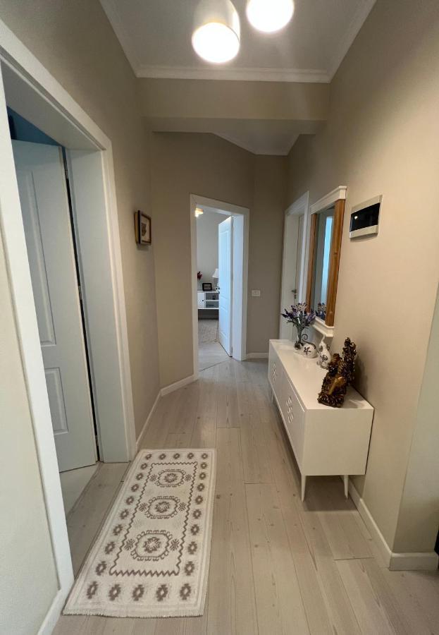 Grand New Bazaar Apartment Tiranë Ngoại thất bức ảnh