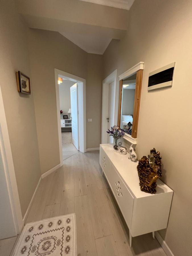 Grand New Bazaar Apartment Tiranë Ngoại thất bức ảnh