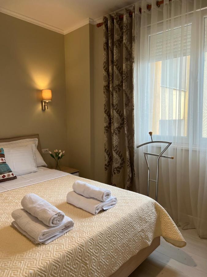 Grand New Bazaar Apartment Tiranë Ngoại thất bức ảnh